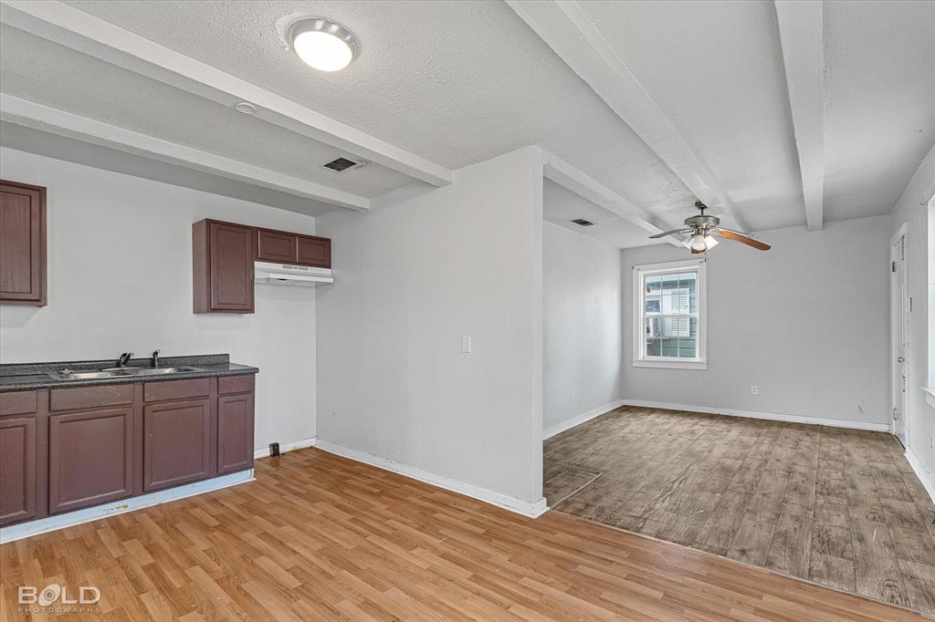 Shreveport, Louisiana 71103, United States, 3 Bedrooms Bedrooms, ,1 BathroomBathrooms,Residential,Pending,20886