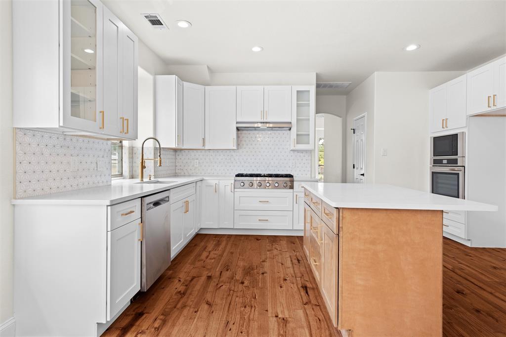 Resort On Eagle Mountain Lake - Residential Lease