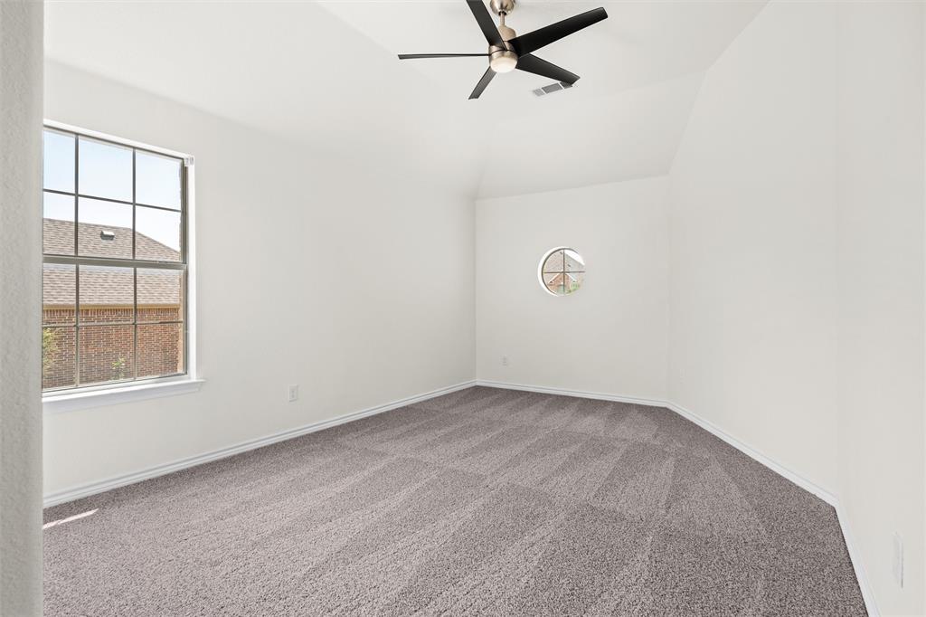 Resort On Eagle Mountain Lake - Residential Lease