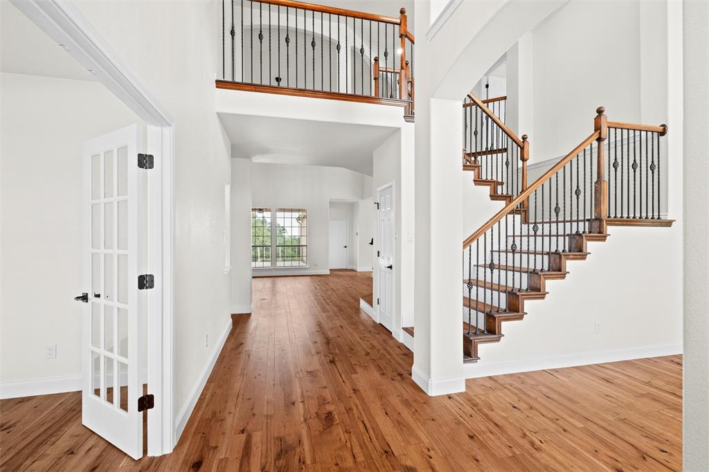 Resort On Eagle Mountain Lake - Residential Lease