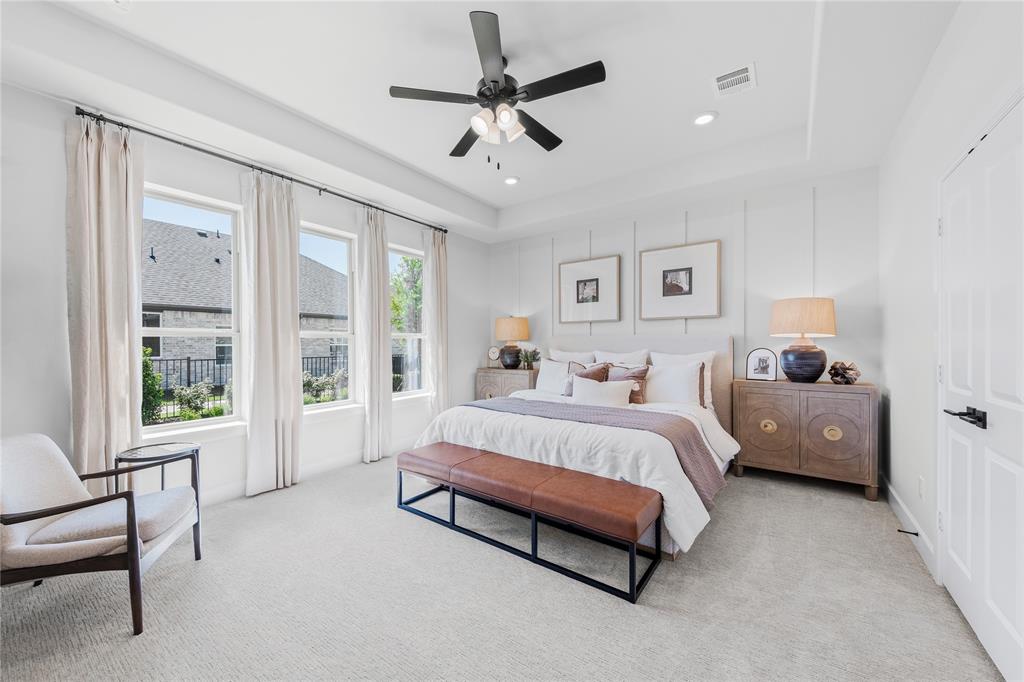 Valencia on the Lake - Residential