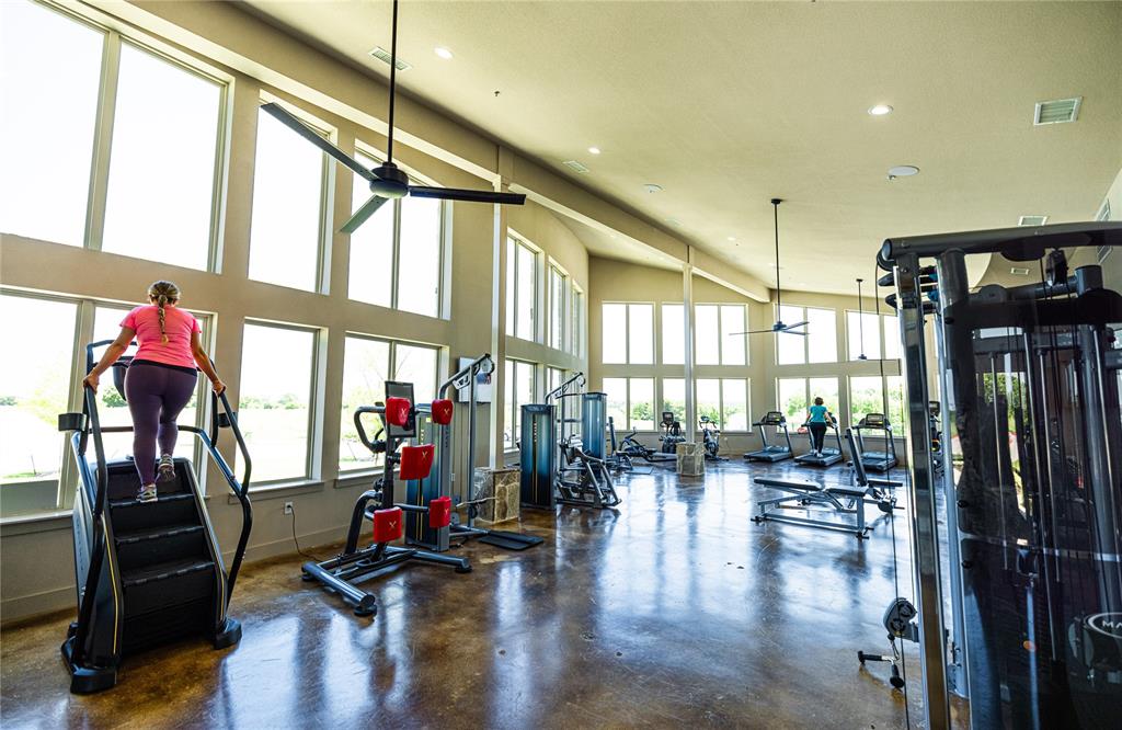 Valencia on the Lake - Residential