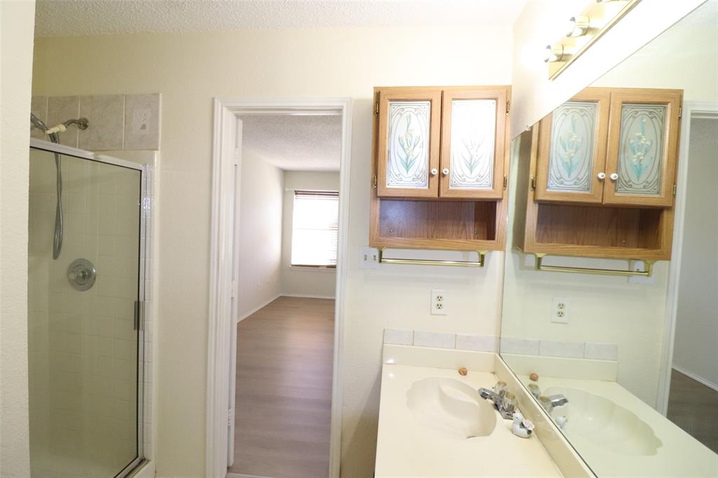 Collingwood Village - Residential Lease