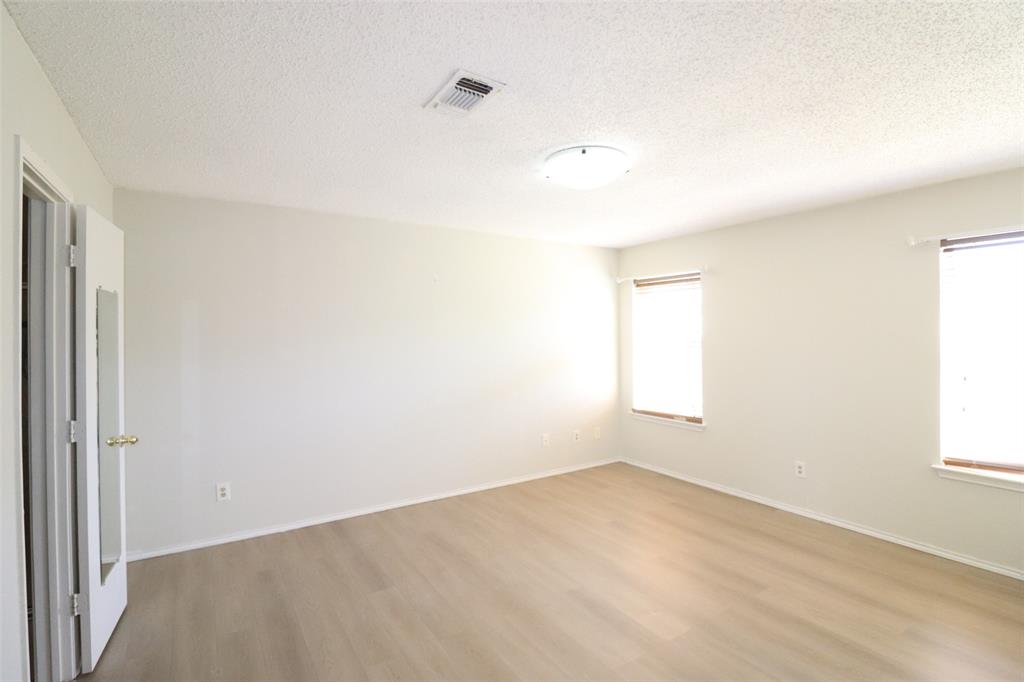 Collingwood Village - Residential Lease