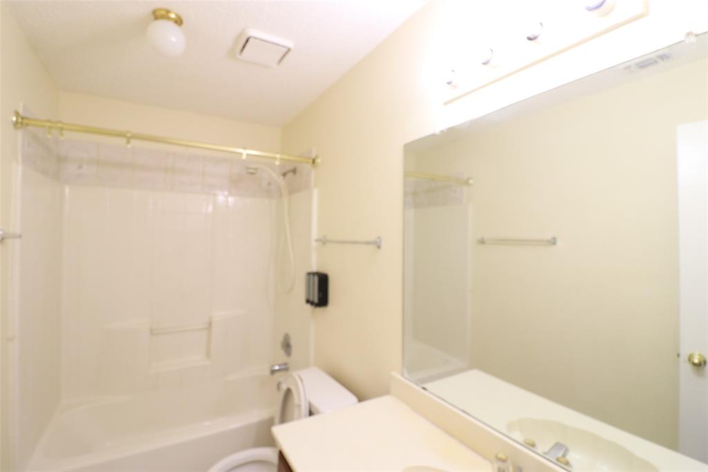 Collingwood Village - Residential Lease