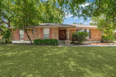 A home in DeSoto