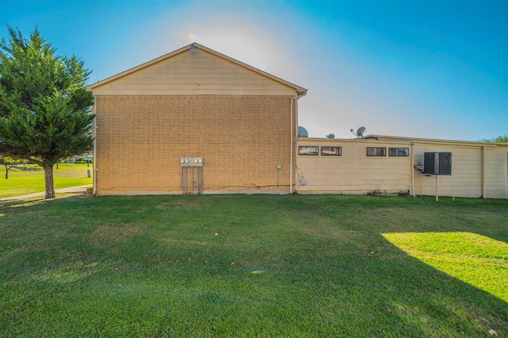 Mountain Creek Twnhs 02 - Residential