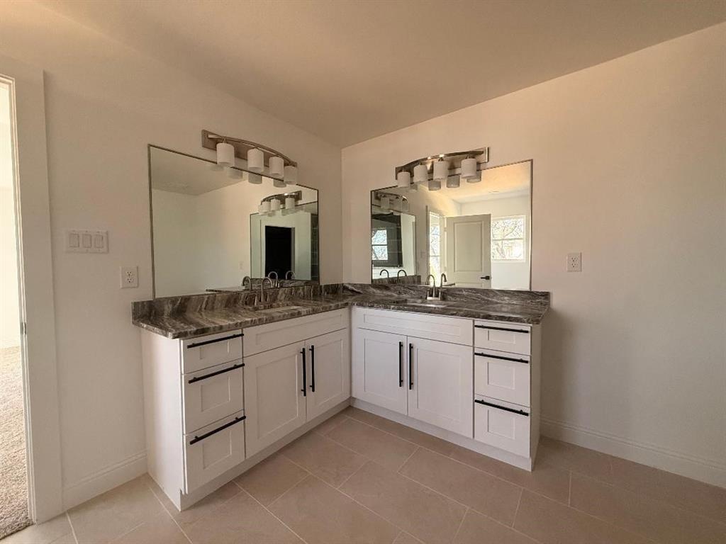 HOLIDAY HILLS ESTATES - Residential