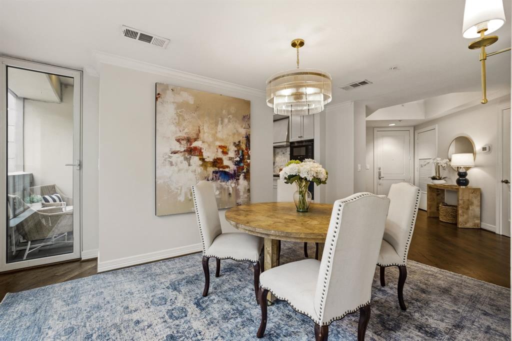 3401 Lee Parkway 402