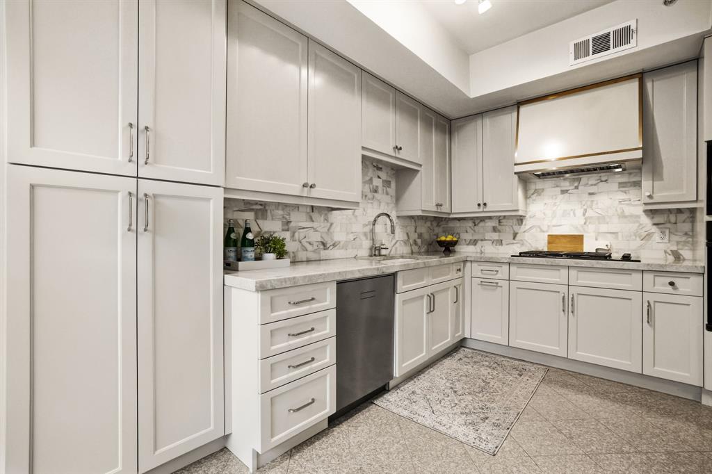 Mayfair Turtle Creek Condos - Residential