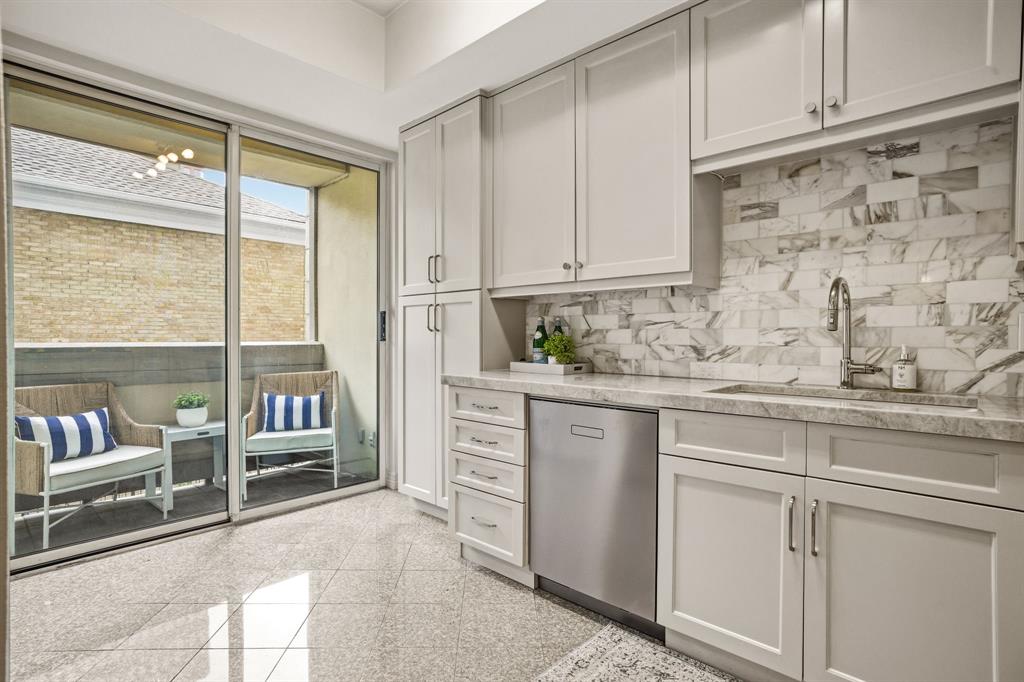 Mayfair Turtle Creek Condos - Residential
