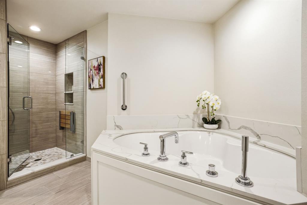 Mayfair Turtle Creek Condos - Residential