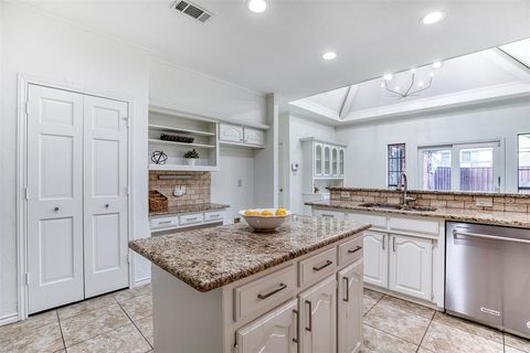 Tiny photo for 3921 Jamestown Place, Plano, TX 75023 (MLS # 21038168)