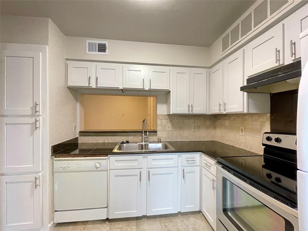 Richardson Crossroads Ph 01 & 02 - Residential