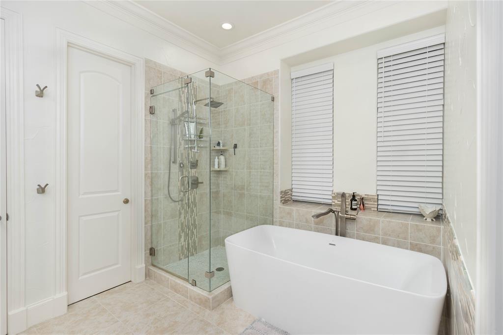 CASCADES ESTATES - Residential