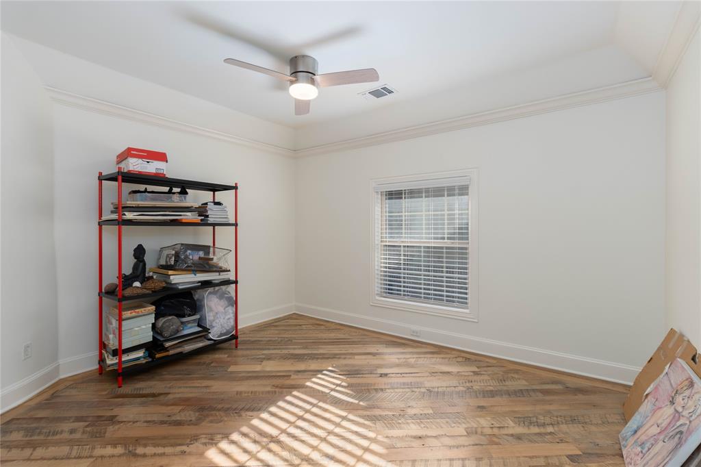 CASCADES ESTATES - Residential