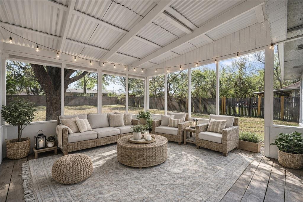 W M Warrens Add - Residential