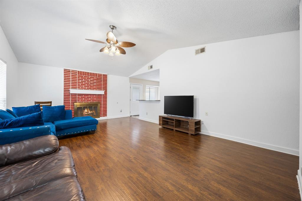 849 Meadowlark Drive