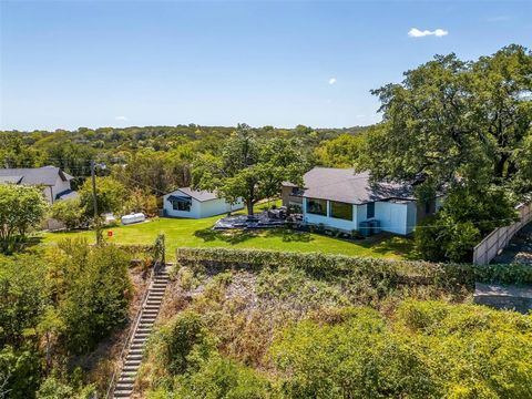 A home in Granbury