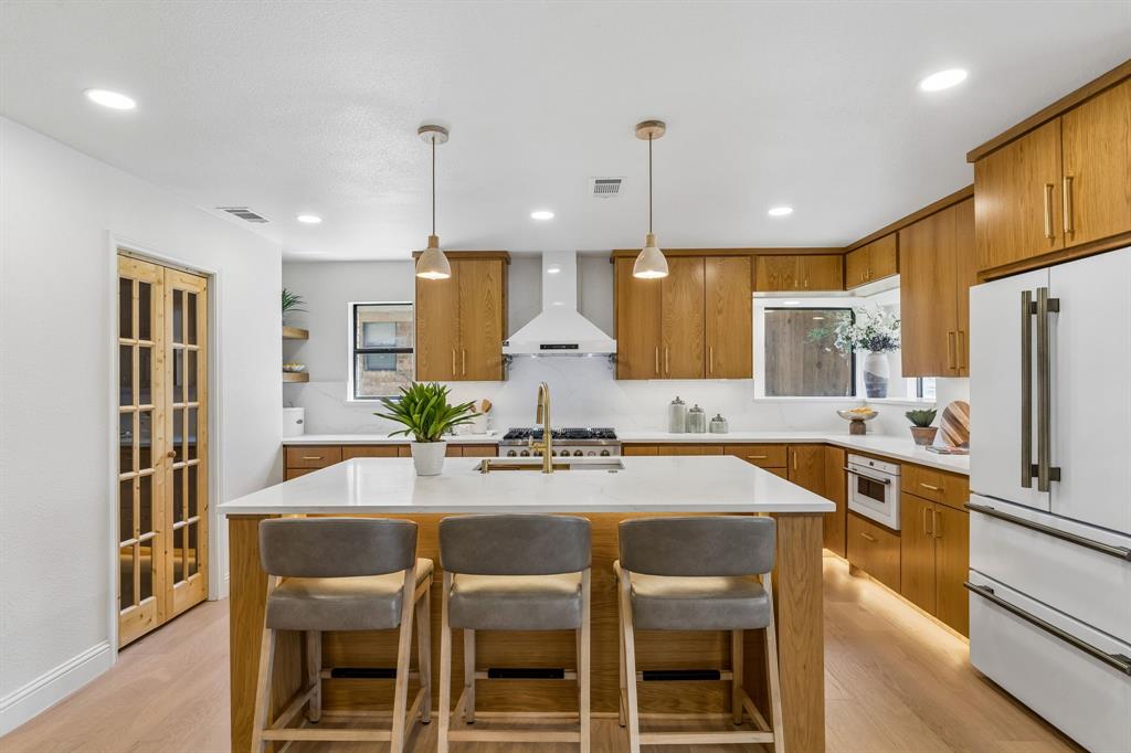 6403 Genstar Lane