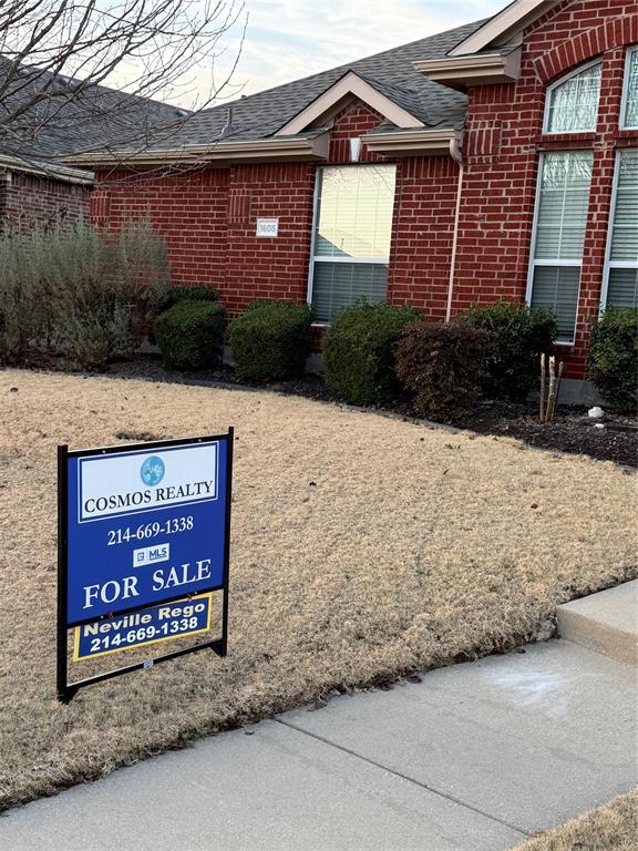 1605 Summerfield Drive