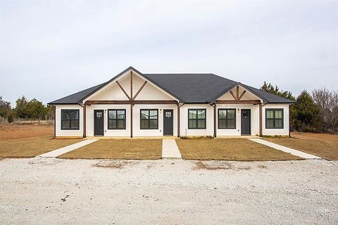 Photo of 20496 US Hwy 377 #A, Whitesboro, TX 76273 (MLS # 21161680)