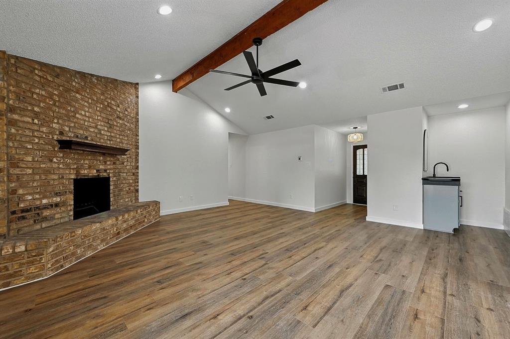 602 Valley Trail Drive
