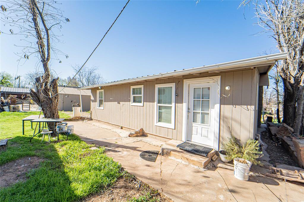 903 W Wheeler Street