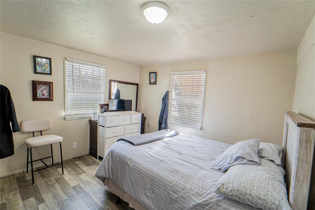 Holloman S - Residential