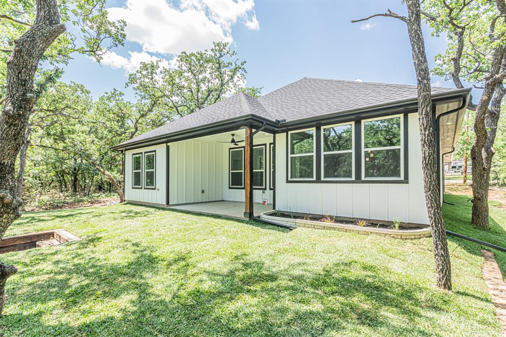 Runaway Bay Unit 4 - Residential