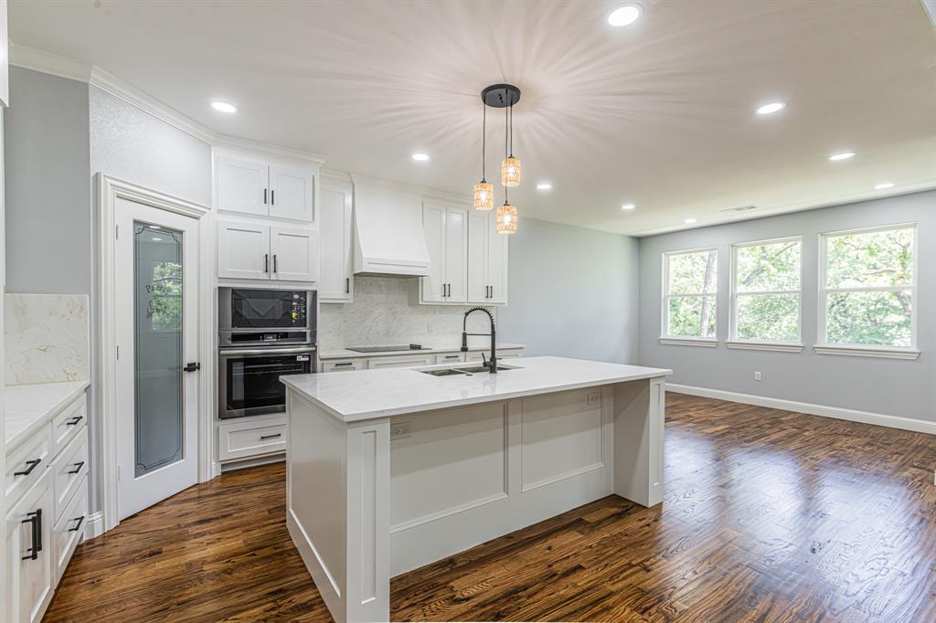 Runaway Bay Unit 4 - Residential