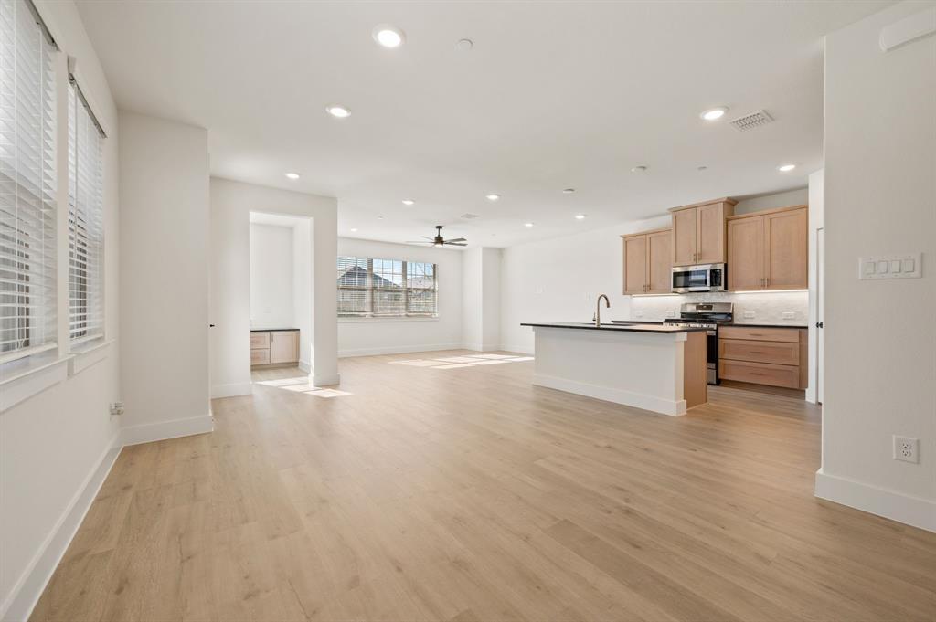 Trinity Falls - Residential