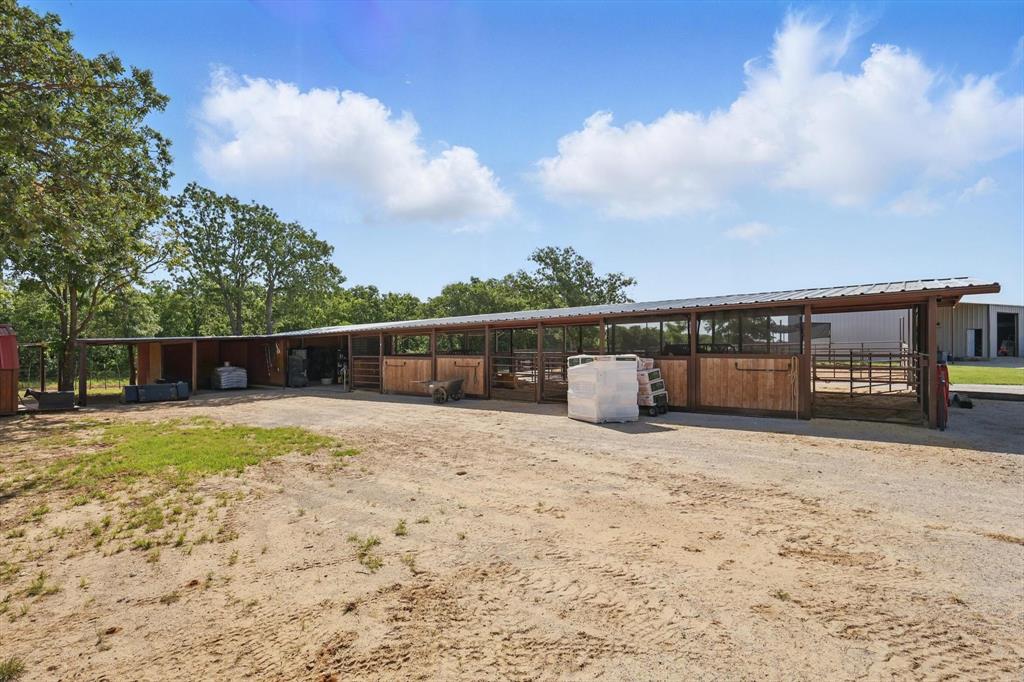 A T Mcgee Surv Abs #414 - Farm