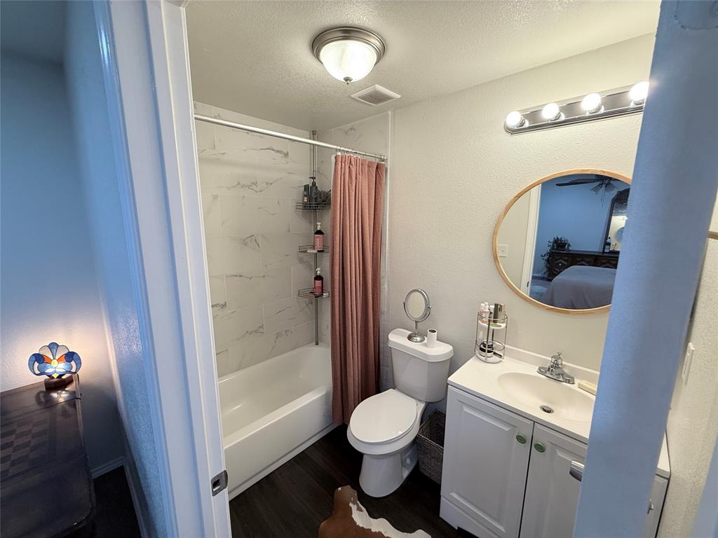 Town - Waxahachie - Residential