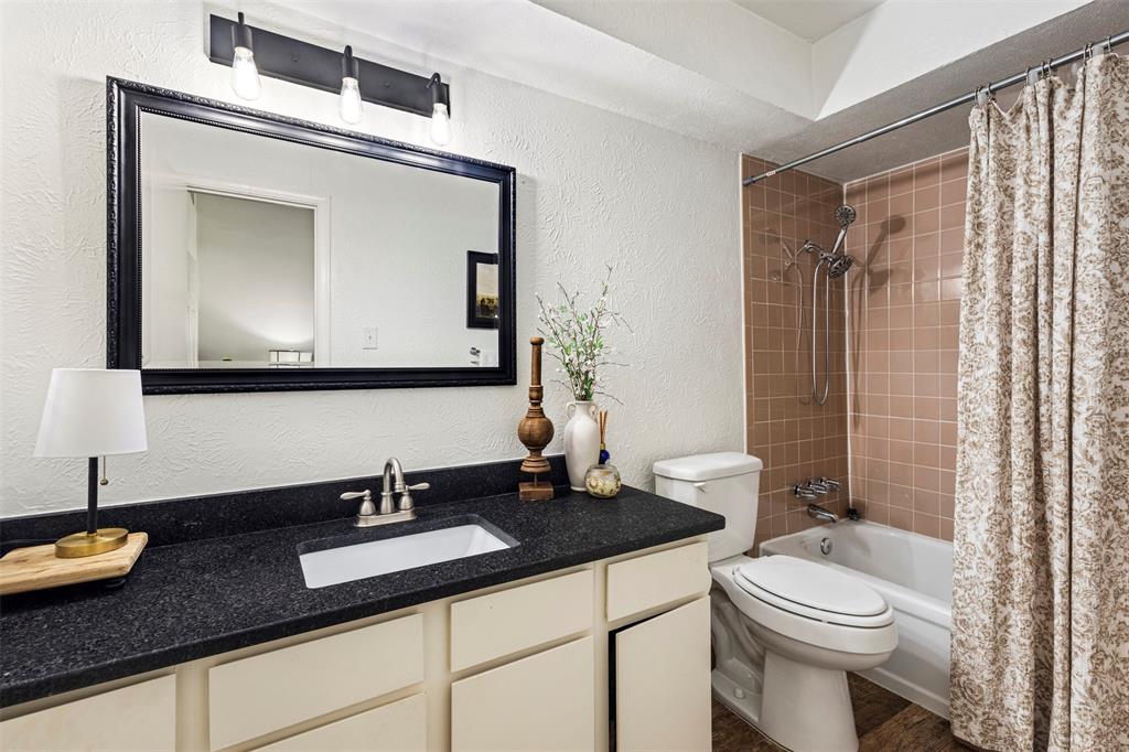 Brooktown Twnhs - Residential