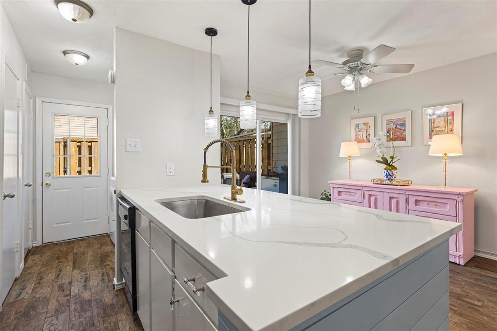 Brooktown Twnhs - Residential