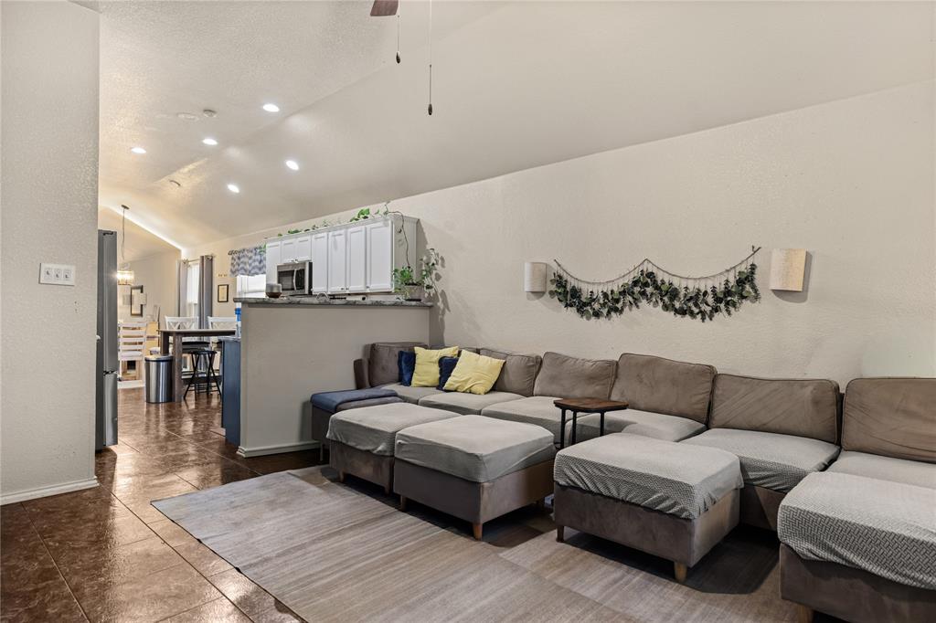 Surrey Ridge Ph III - Residential