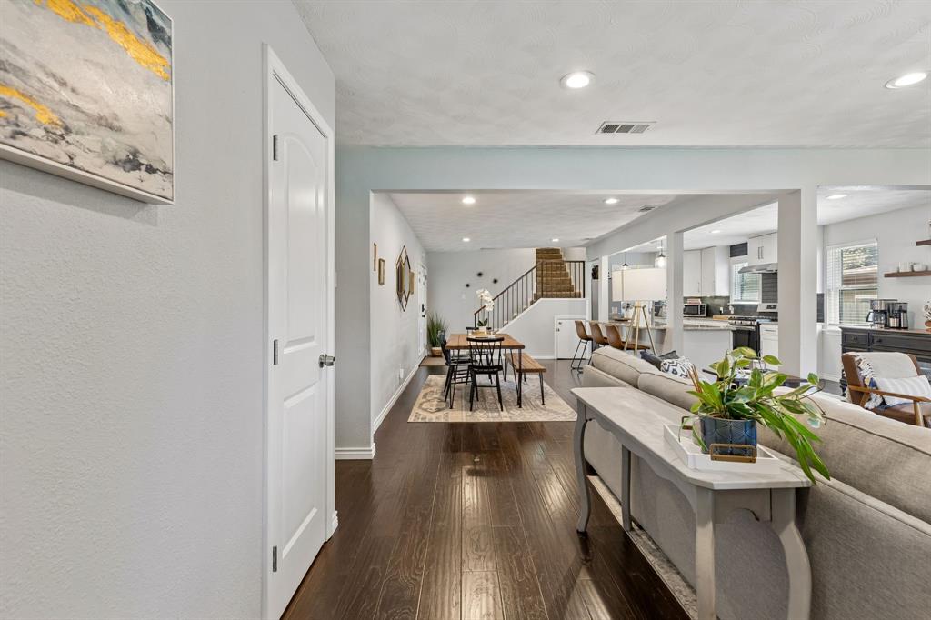 8450 Sweetwater Drive