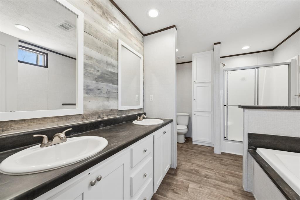 Comanche Cove - Residential