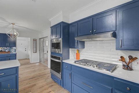 Tiny photo for 256 Wedgewood Drive, Shreveport, LA 71105 (MLS # 21198415)