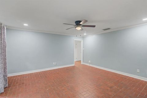 Tiny photo for 256 Wedgewood Drive, Shreveport, LA 71105 (MLS # 21198415)