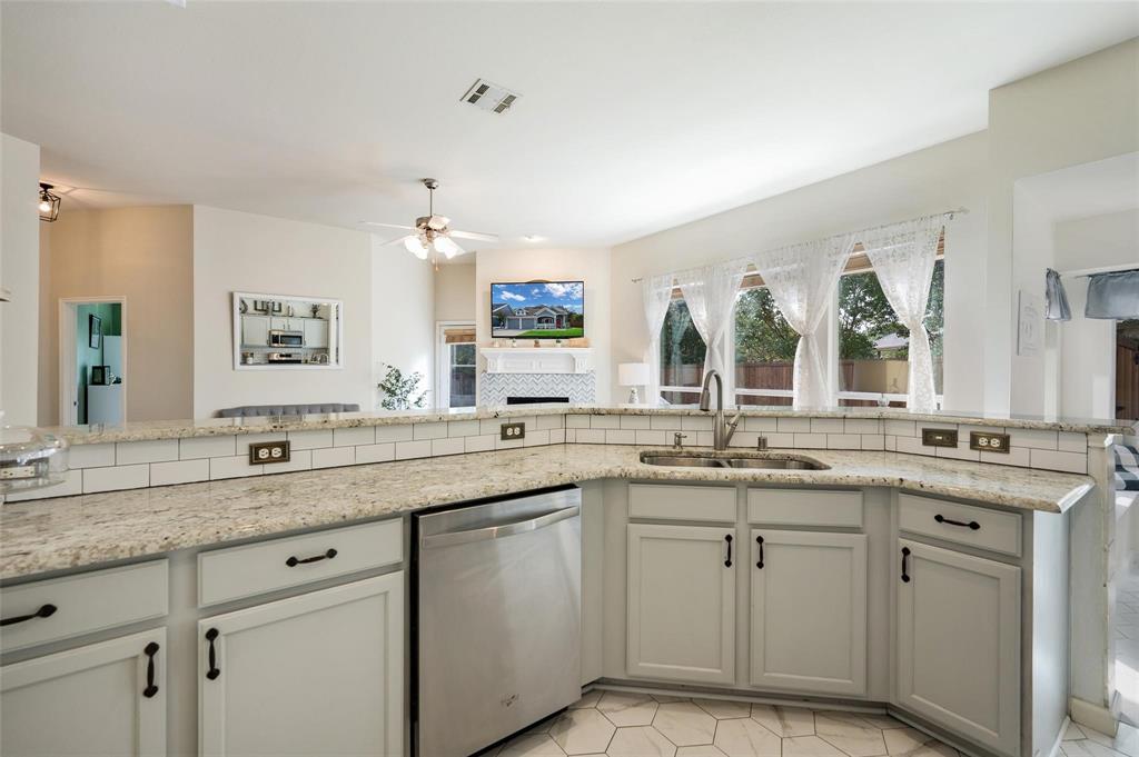1513 Lacewing Drive