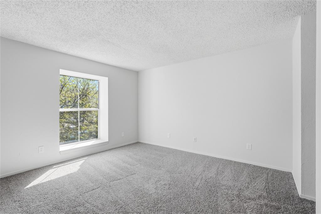 Cambridge Condos Ph 01 03 - Residential