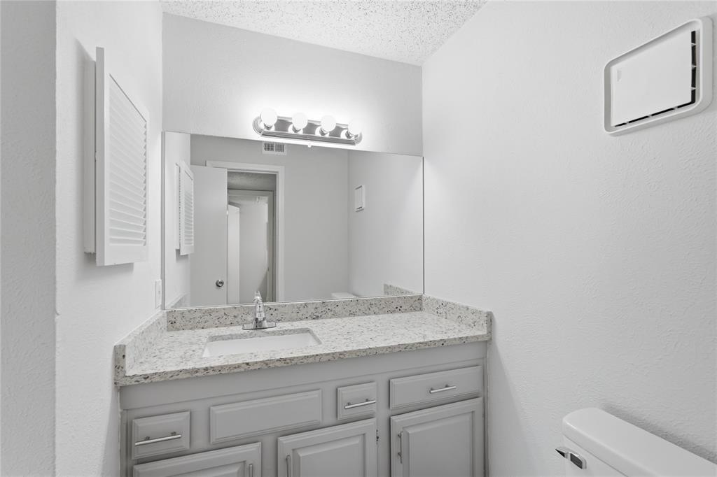 Cambridge Condos Ph 01 03 - Residential