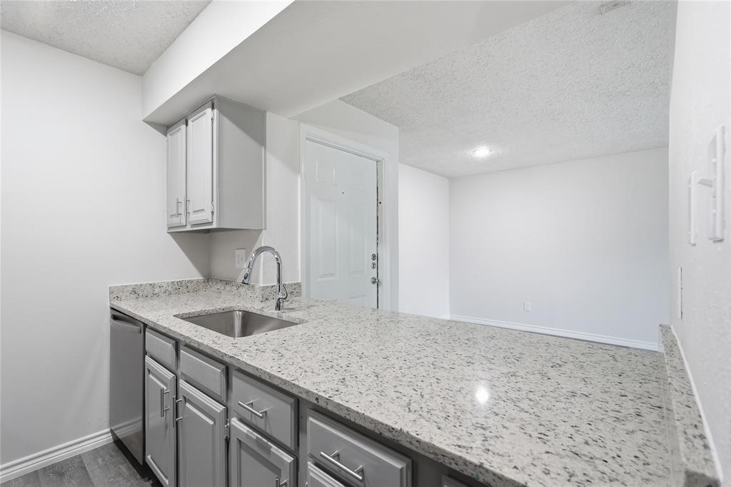 Cambridge Condos Ph 01 03 - Residential