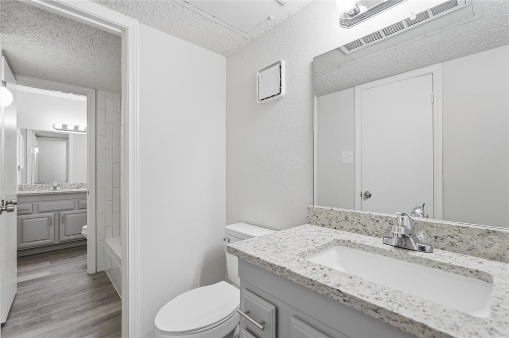 Cambridge Condos Ph 01 03 - Residential