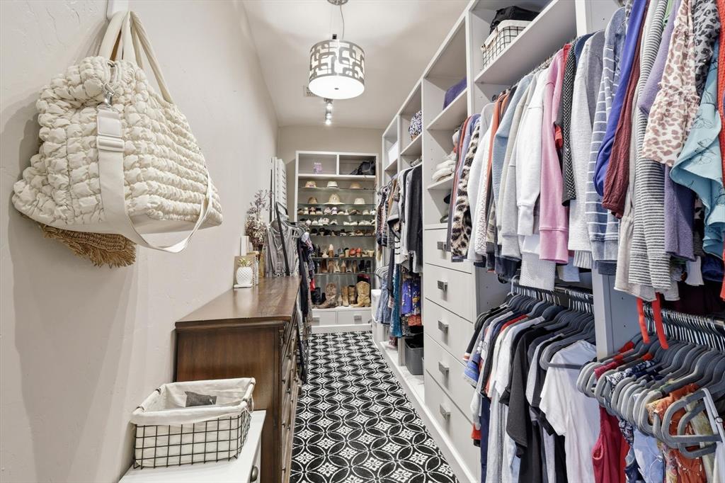 Shadow Wood Estates - Residential