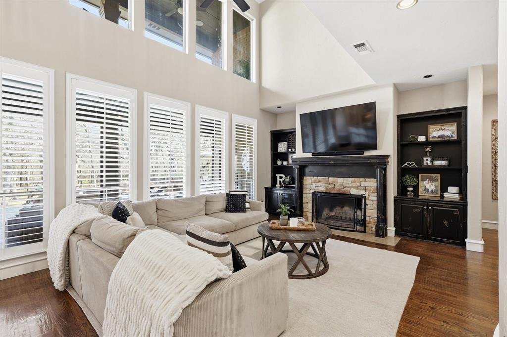 Shadow Wood Estates - Residential