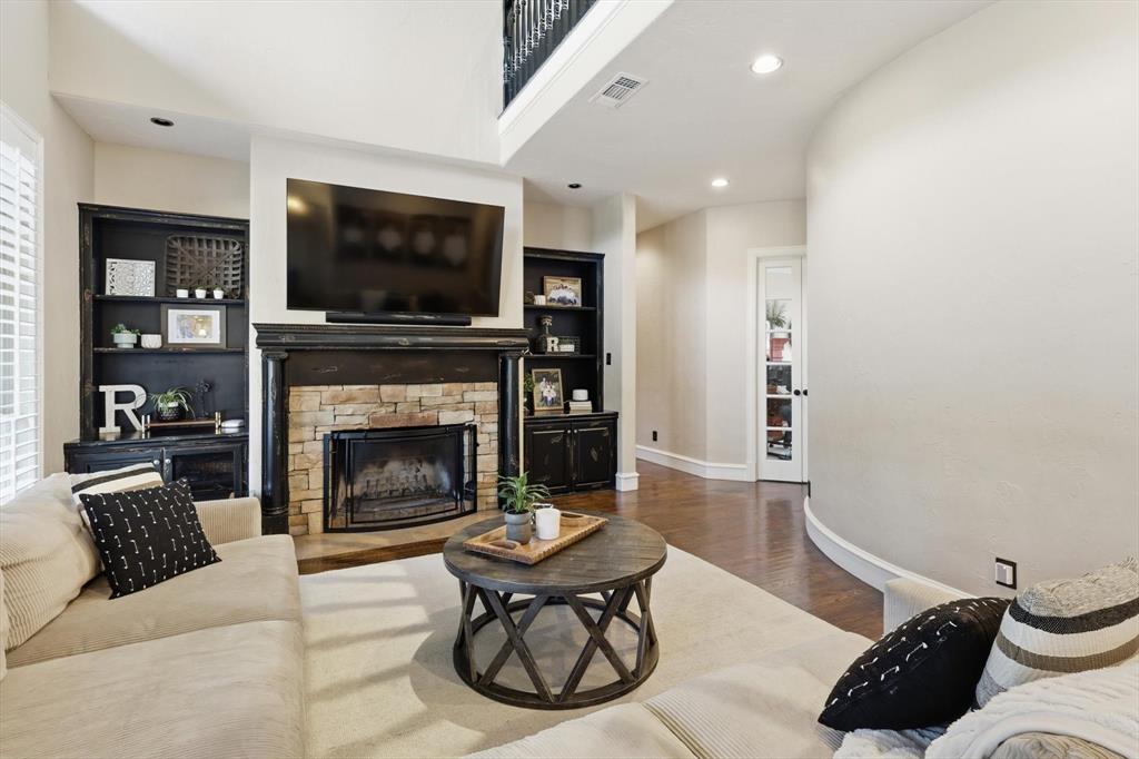 Shadow Wood Estates - Residential