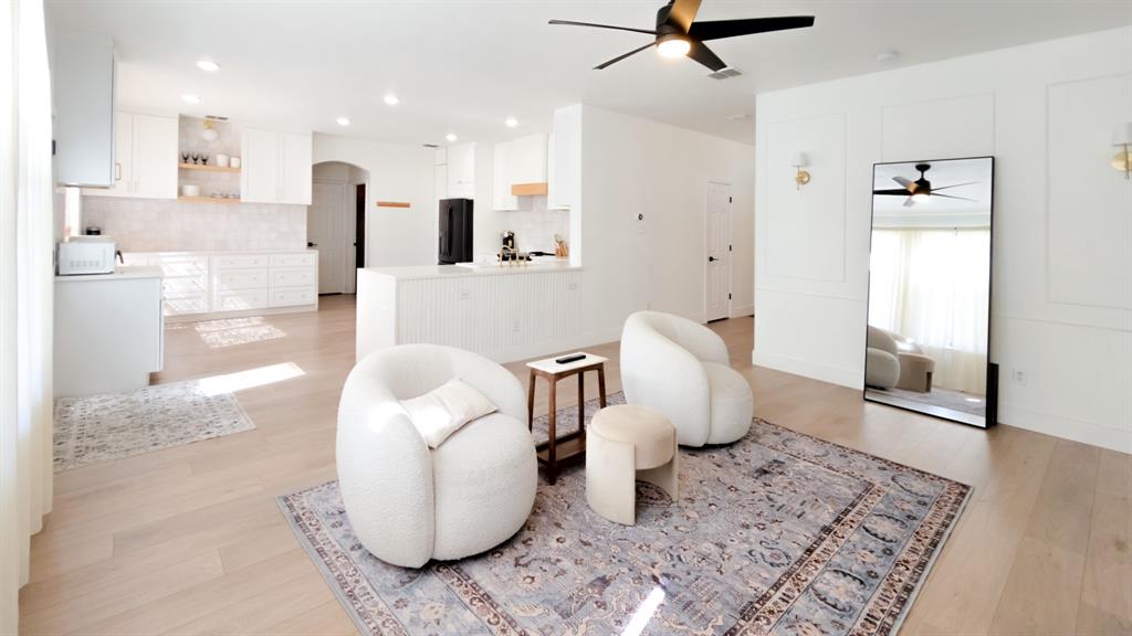 421 Mystic River Trail